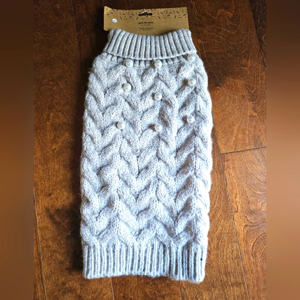 Medium size Dog Cozy Gray Knit Sweater